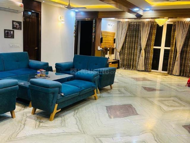 4 BHK Independent Builder Floor in Vasant Kunj for rent New Delhi. The reference number is 20400011