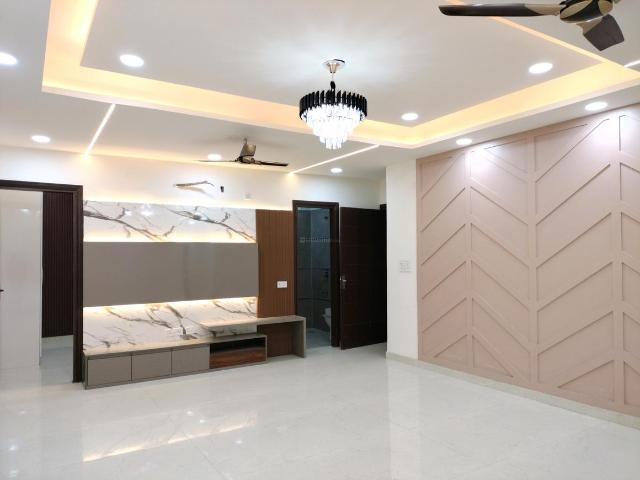 4 BHK Independent Builder Floor in Vasundhara for resale Ghaziabad. The reference number is 13507017