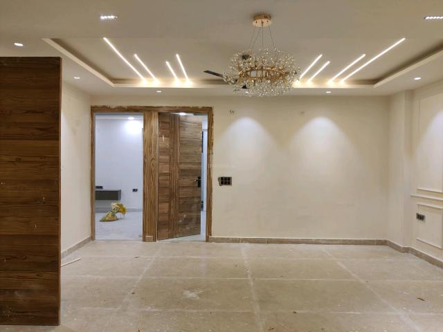 4 BHK Independent Builder Floor in Vasundhara for resale Ghaziabad. The reference number is 19493741