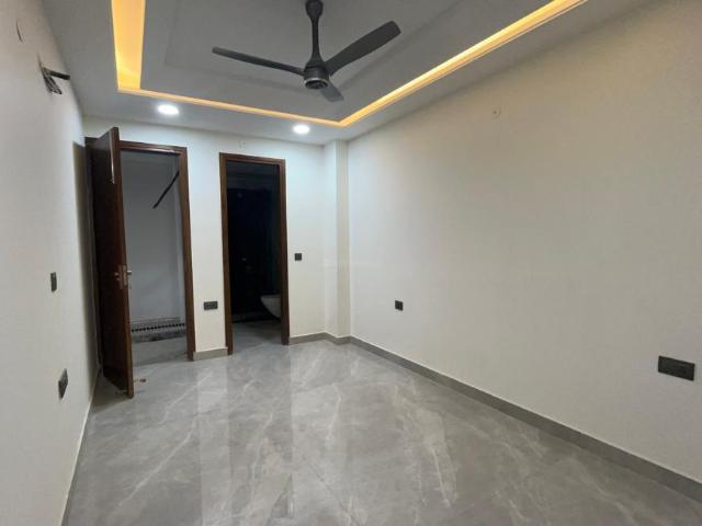 4 BHK Independent Builder Floor in Vasundhara for resale Ghaziabad. The reference number is 20616684