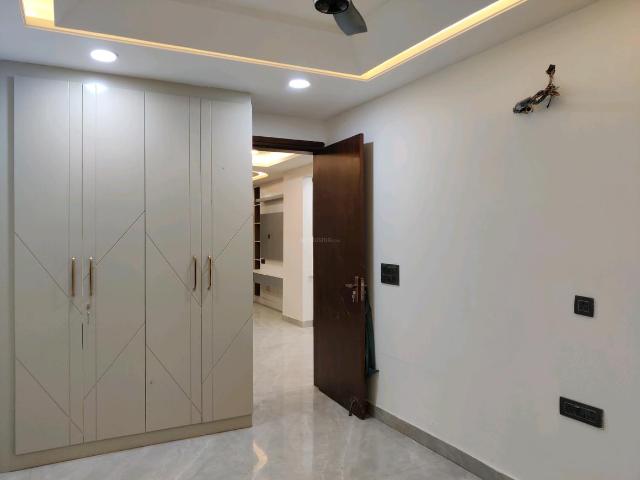 4 BHK Independent Builder Floor in Vasundhara for resale Ghaziabad. The reference number is 20120764