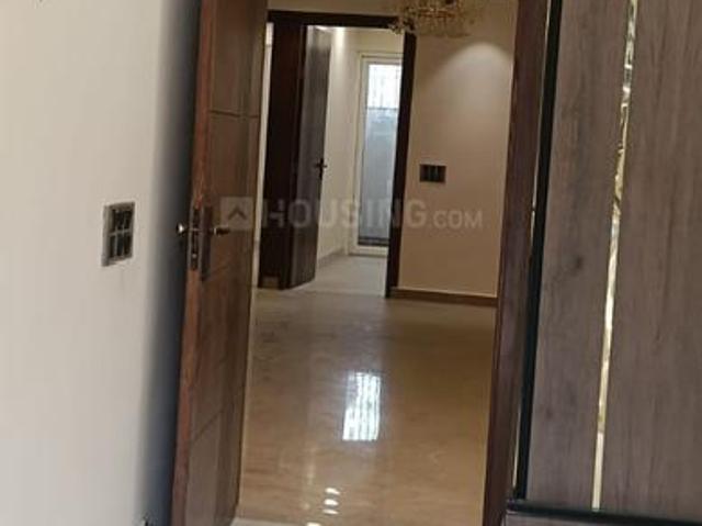 4 BHK Independent Builder Floor in Vasundhara for resale Ghaziabad. The reference number is 20135936