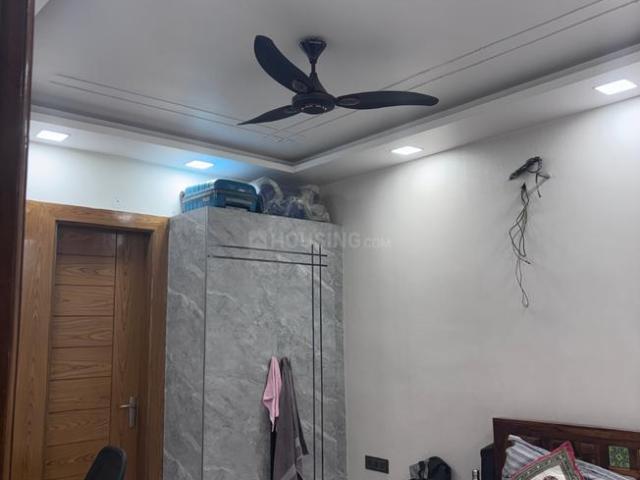 4 BHK Independent Builder Floor in Vasundhara for resale Ghaziabad. The reference number is 20257928