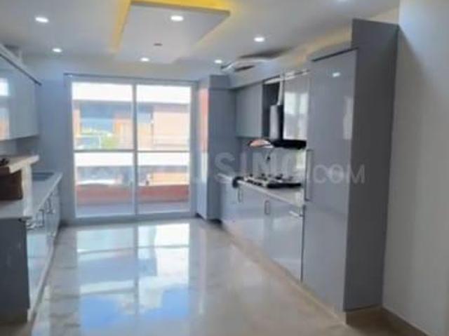 4 BHK Independent Builder Floor in Vikaspuri for rent New Delhi. The reference number is 20039940