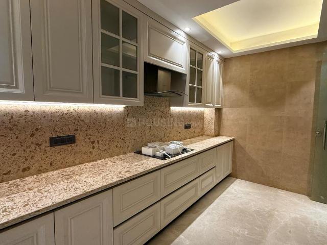 4 BHK Independent Builder Floor in Vivek Vihar for resale New Delhi. The reference number is 18260401