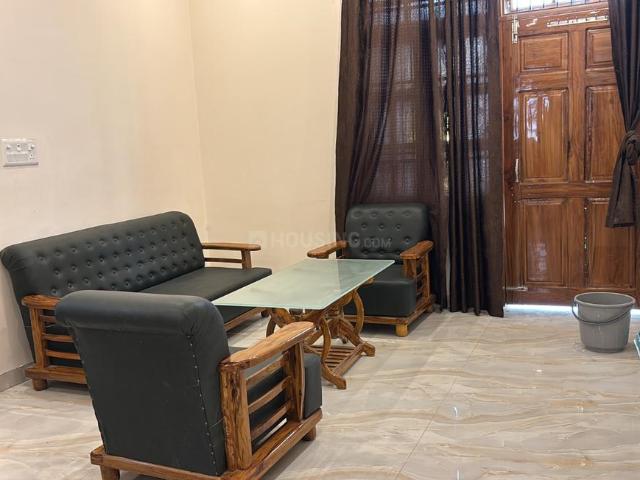 4 BHK Independent Builder Floor in Vrindavan Yojana for rent Lucknow. The reference number is 19706884