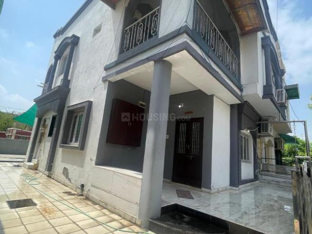 4 BHK Independent House in Thaltej for rent Ahmedabad. The reference number is 20555562