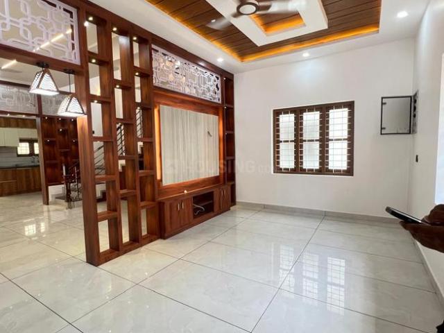 4 BHK Independent House in Thevakkal for resale Kochi. The reference number is 20429811