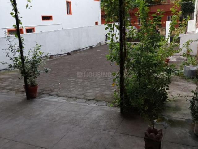 4 BHK Independent House in Vadapalani for resale Chennai. The reference number is 18731293