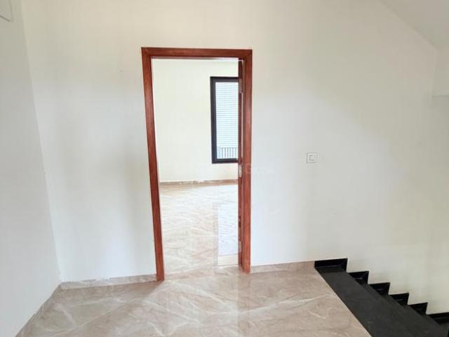 4 BHK Independent House in Vaishno Devi Circle for resale Ahmedabad. The reference number is 20457231