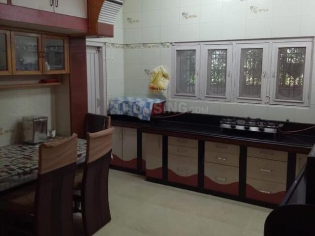4 BHK Independent House in Vallabh Vidhyanagar for resale Anand. The reference number is 14392632