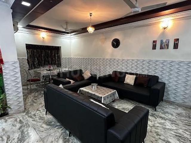 4 BHK Independent House in Vastrapur for resale Ahmedabad. The reference number is 19110668