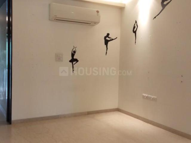 4 BHK Independent House in Vasant Vihar for resale South West Delhi. The reference number is 17578337