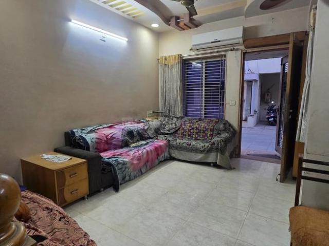 4 BHK Independent House in Vasna for resale Ahmedabad. The reference number is 19374663