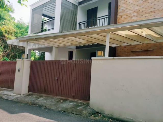 4 BHK Independent House in Vyttila for resale Kochi. The reference number is 20511844
