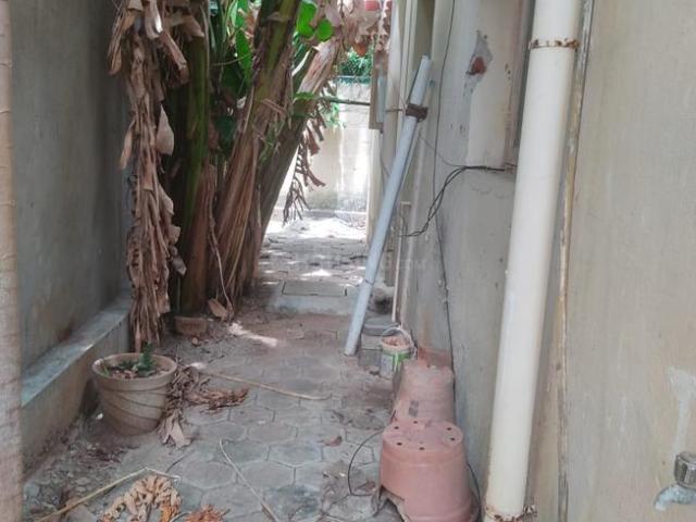 4 BHK Independent House in Adyar for resale Chennai. The reference number is 15551263