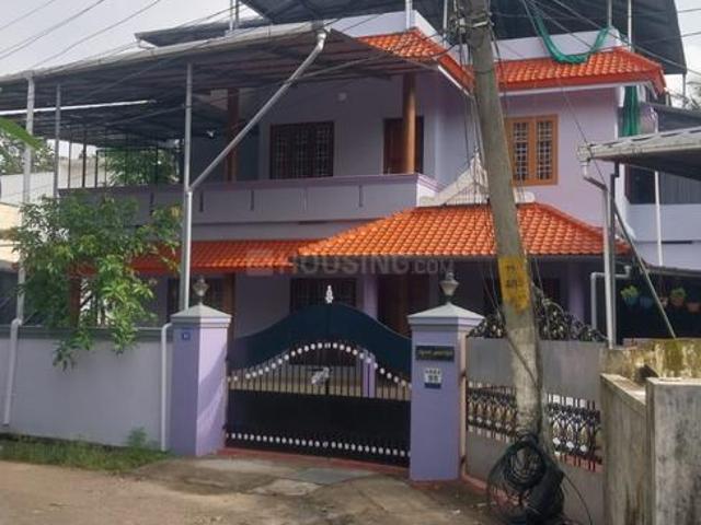 4 BHK Independent House in Aluva for rent Kochi. The reference number is 20472826