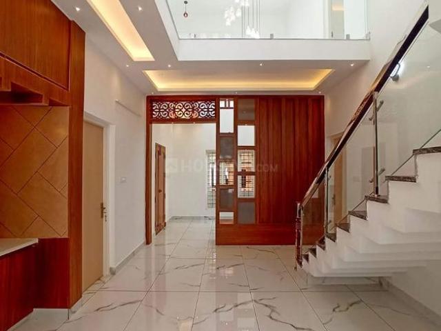 4 BHK Independent House in Aluva for rent Kochi. The reference number is 20738632