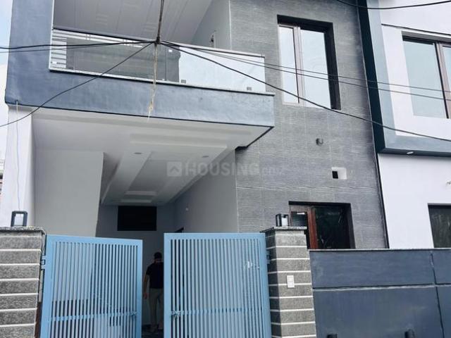 4 BHK Independent House in Badal Colony for resale Zirakpur. The reference number is 18294764