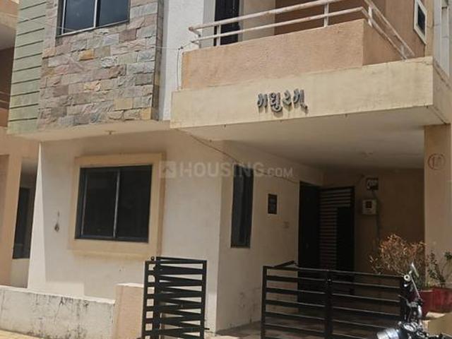 4 BHK Independent House in Bakrol for resale Anand. The reference number is 19936920