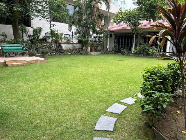 4 BHK Independent House in Ballygunge for rent Kolkata. The reference number is 20018183