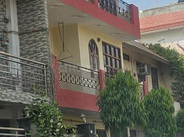 4 BHK Independent House in Beta II for resale Greater Noida. The reference number is 20062895