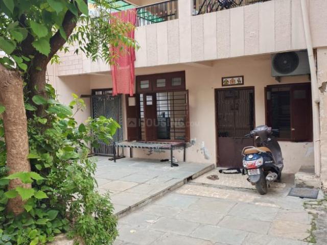 4 BHK Independent House in Chanakyapuri for rent Ahmedabad. The reference number is 15171141