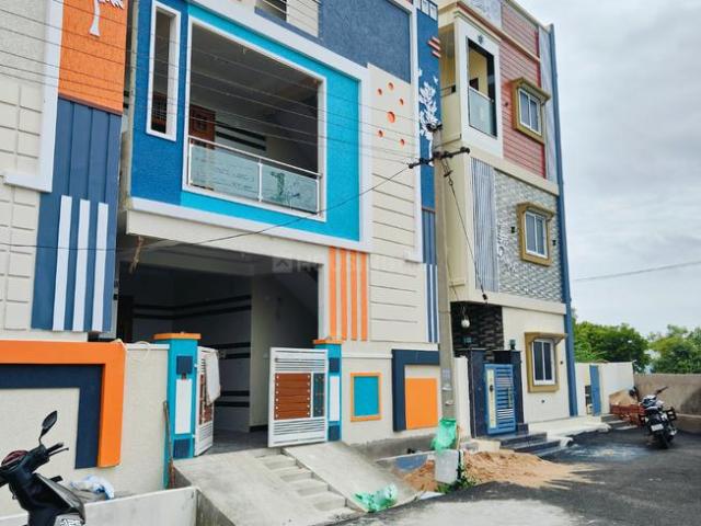 4 BHK Independent House in Chandanagar for resale Hyderabad. The reference number is 14943330