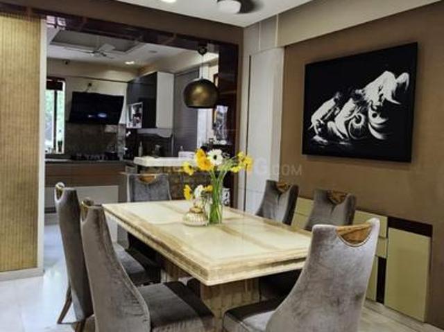 4 BHK Independent House in Chembur for rent Mumbai. The reference number is 19098692