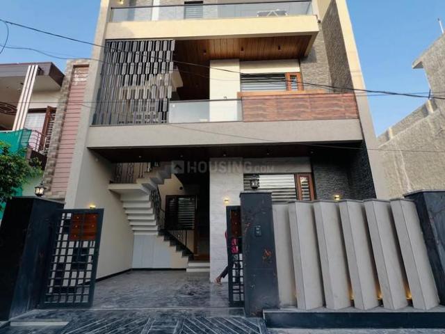 4 BHK Independent House in Chhachhanpairi for resale Raipur. The reference number is 20408292