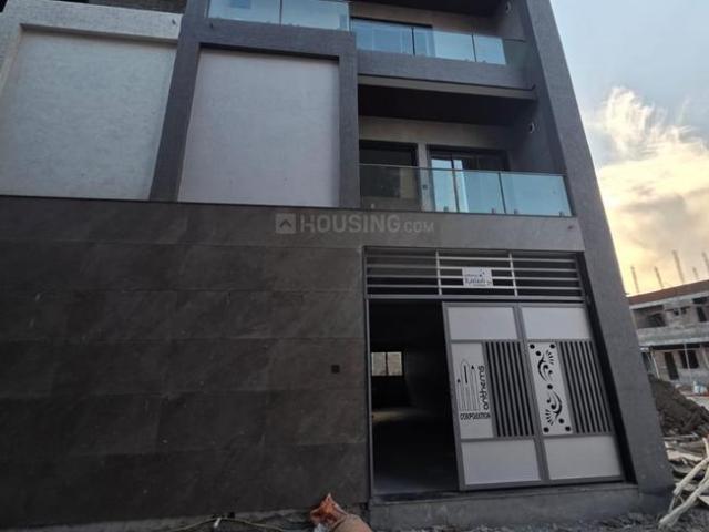 4 BHK Independent House in Dindoli for resale Surat. The reference number is 19803781