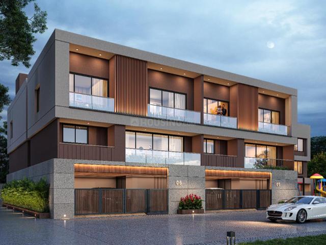 4 BHK Independent House in Dindoli for resale Surat. The reference number is 20744742