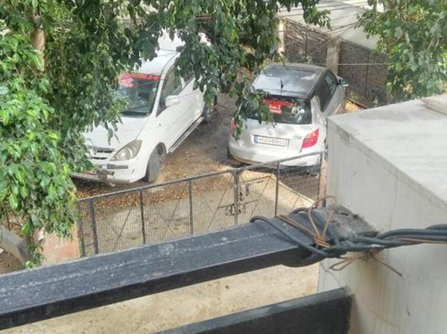 4 BHK Independent House in DLF Phase 3 for resale Gurgaon. The reference number is 8607774