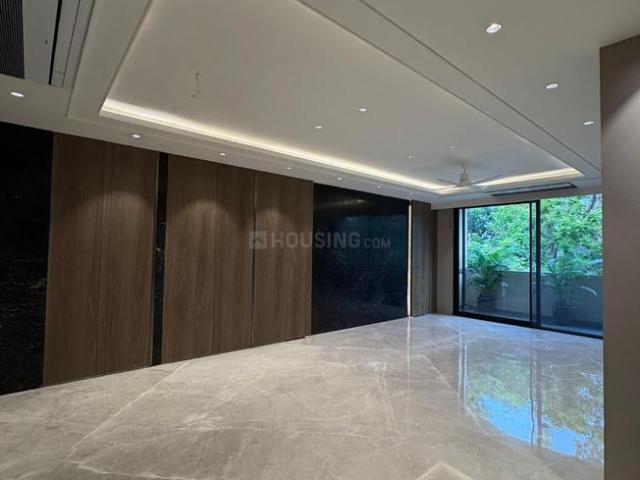 4 BHK Independent House in DLF Phase 1 for resale Gurgaon. The reference number is 18260216