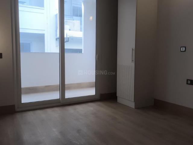 4 BHK Independent House in DLF Phase 5 for rent Gurgaon. The reference number is 19341418