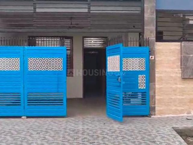 4 BHK Independent House in Gomti Nagar for resale Lucknow. The reference number is 17758084