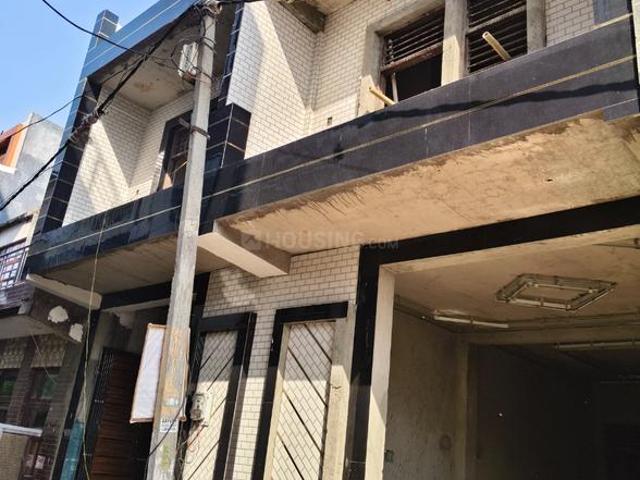 4 BHK Independent House in Govindpuram for resale Ghaziabad. The reference number is 20133187