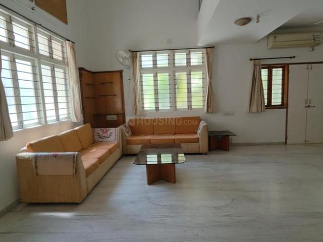 4 BHK Independent House in Gurukul for resale Ahmedabad. The reference number is 20073181