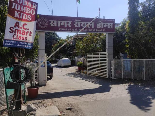 4 BHK Independent House in Hoshangabad Road for resale Bhopal. The reference number is 16532137