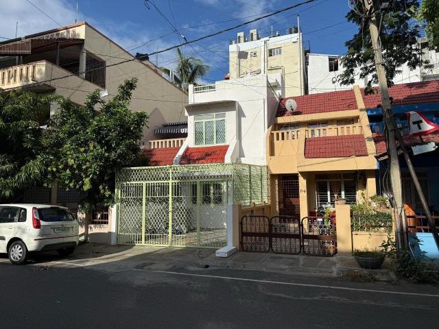 4 BHK Independent House in JP Nagar for rent Bengaluru. The reference number is 20721331