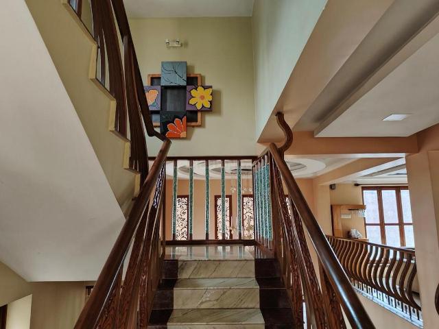 4 BHK Independent House in Kasba for resale Kolkata. The reference number is 19631640