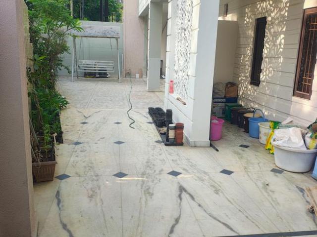 4 BHK Independent House in Khatipura for rent Jaipur. The reference number is 17480109