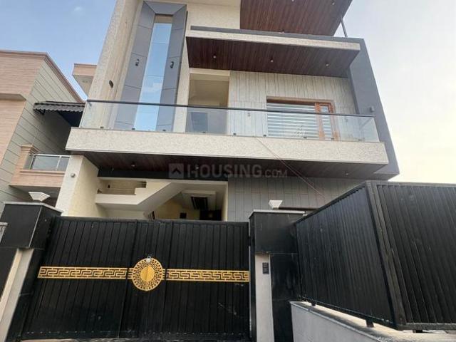 4 BHK Independent House in Kharar for resale Mohali. The reference number is 19809354