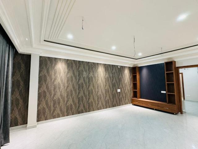 4 BHK Independent House in Kharar for resale Mohali. The reference number is 20438150