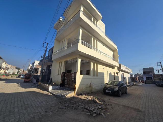 4 BHK Independent House in Kharar for resale Mohali. The reference number is 20012402