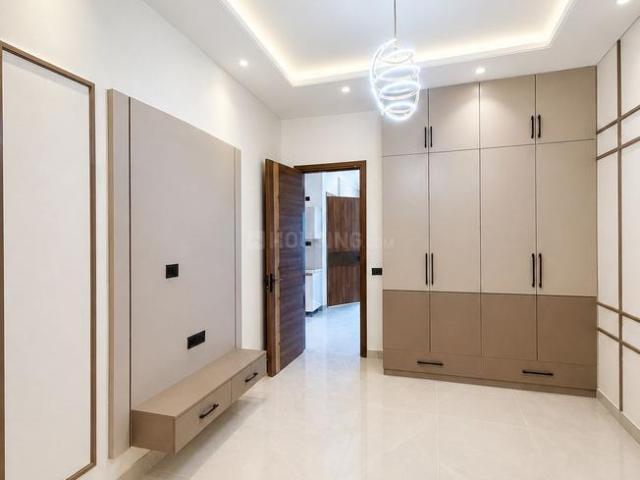 4 BHK Independent House in Kharar for resale Mohali. The reference number is 20170205