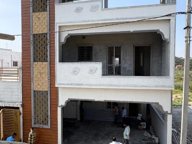 4 BHK Independent House in Kithaganur Colony for resale Bangalore. The reference number is 16198139
