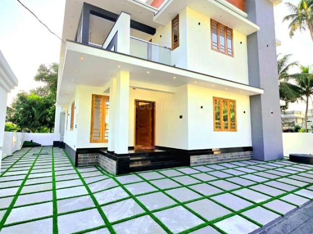 4 BHK Independent House in Koonammavu for resale Kochi. The reference number is 17038845