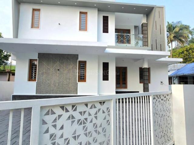 4 BHK Independent House in Koonammavu for resale Kochi. The reference number is 19227535