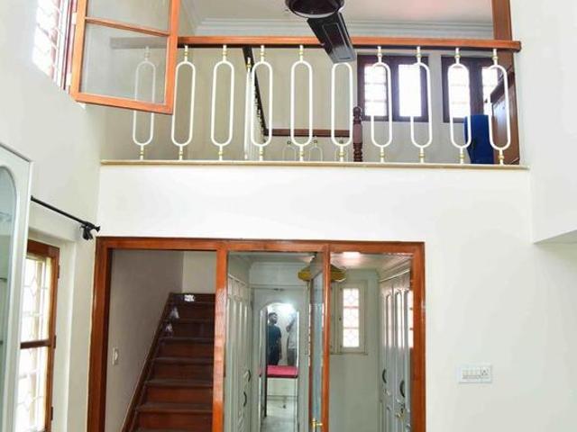 4 BHK Independent House in Koramangala for rent Bengaluru. The reference number is 19561765